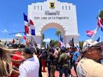Protesta de cientos de ciudadanos  contra minería en San Juan termina con bombas lacrimógenas y heridos