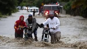 Lluvias provocan inundaciones en Santo Domingo y otras partes del país