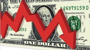 El dólar bajó 10 cts. y el euro 5; eran vendidos a $59.51 y $72.00