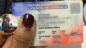 Periodistas mantendrán demanda contra disposición renovación licencias de conducir a envejecientes