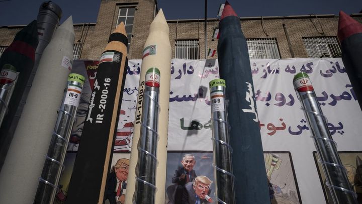 Trump promete arrebatarle a Irán su 'joya' petrolera, durante el reinicio de la guerra en el Medio Oriente