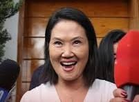Keiko Fujimori vuelve a obtener una ligera ventaja en el escrutinio presidencial en Perú, con a  unos 651 votos arriba