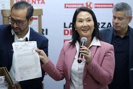 Nuevo conteo de votos ratifica el triunfo electoral de Keiko Fujimori en Perú