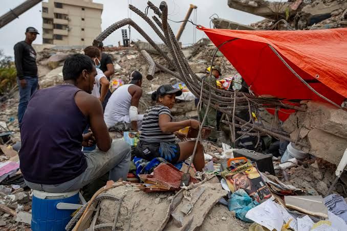 Un mes después siguen buscando desaparecidos en Venezuela