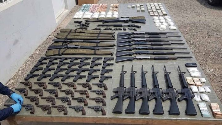 Ocupan arsenal de 109 armas de fuego durante operativos en Barahona y otras provincias