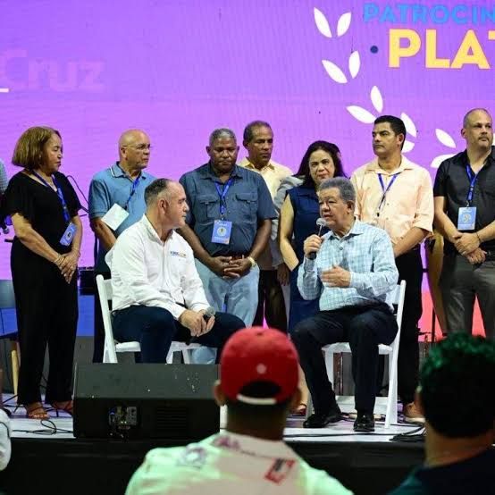 Leonel Fernández afirma canasta básica pasó de RD$28 mil a RD$49 mil