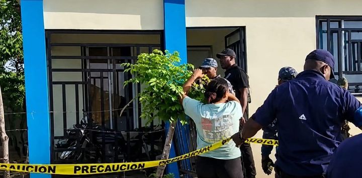 Una pareja es encontrada sin vida en Arenoso; autoridades investigan posible homicidio-suicidio