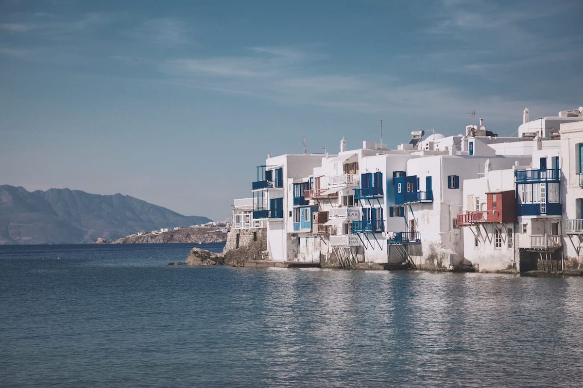 Top tips for visiting the Greek Islands on a budget
