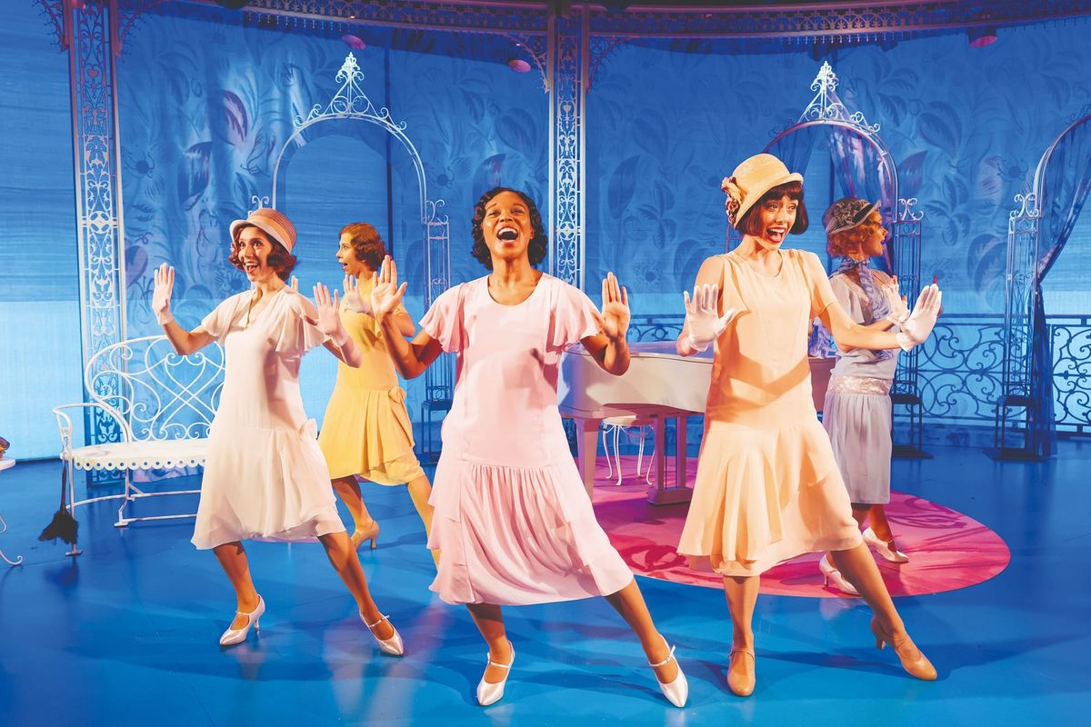 Sun, Sex and Suspicous Parents: 1920s Edition