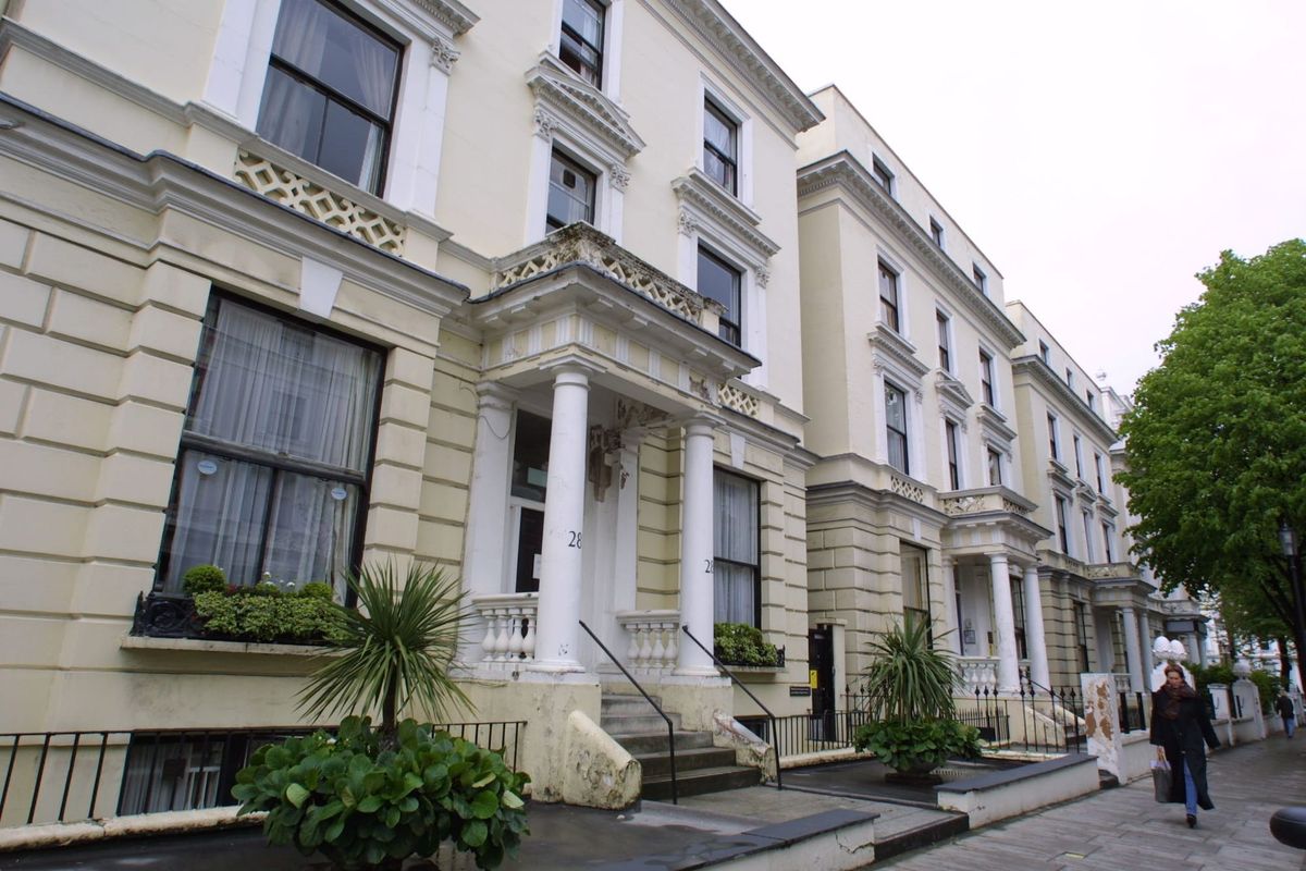 Union Council Votes 36:1 to Reject Increase in Halls Rent Price