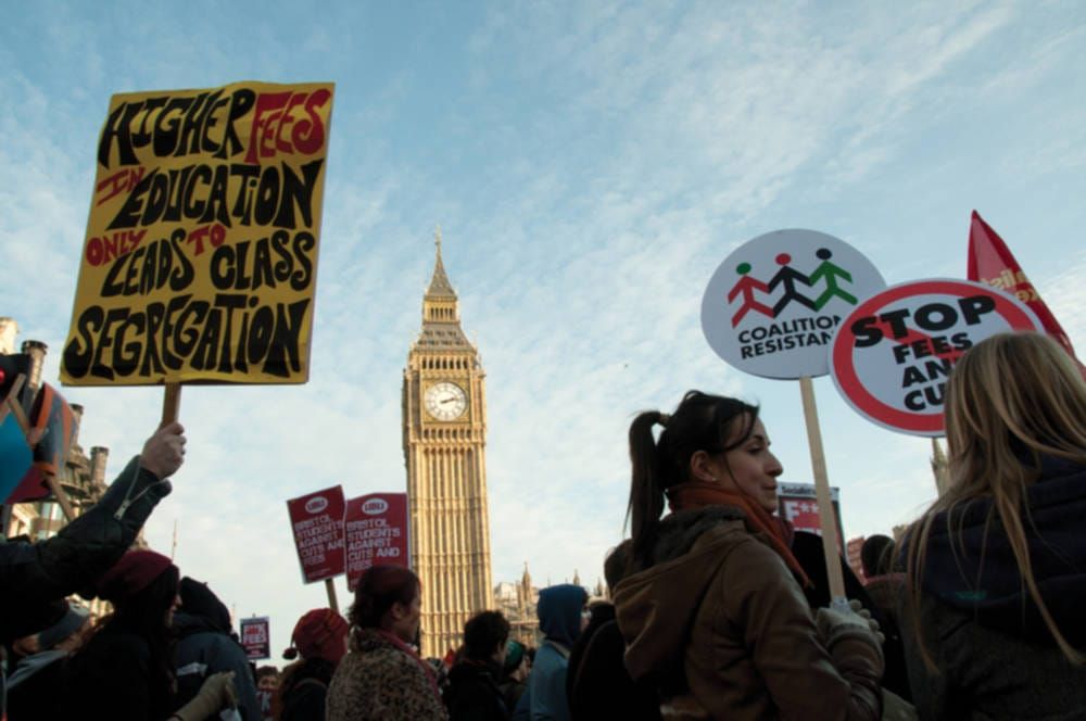 Tuition fees rise to £9,000