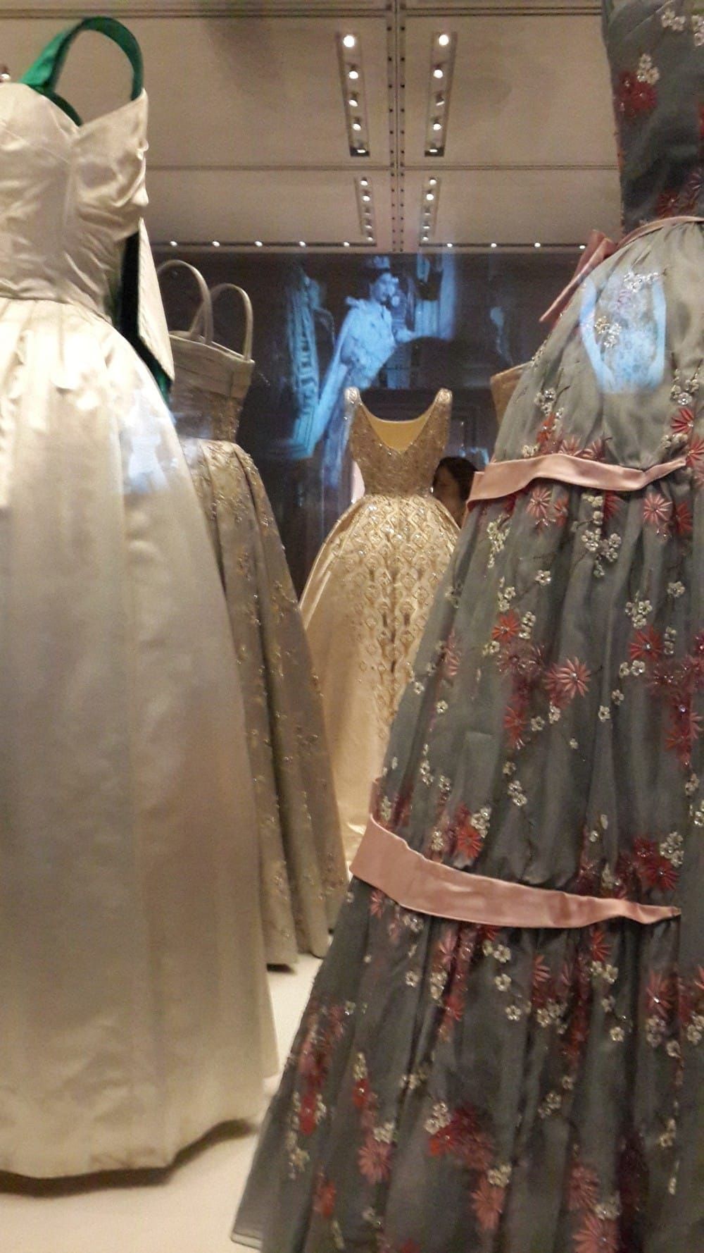 Fashion Rules: regal fashion at Kensington Palace