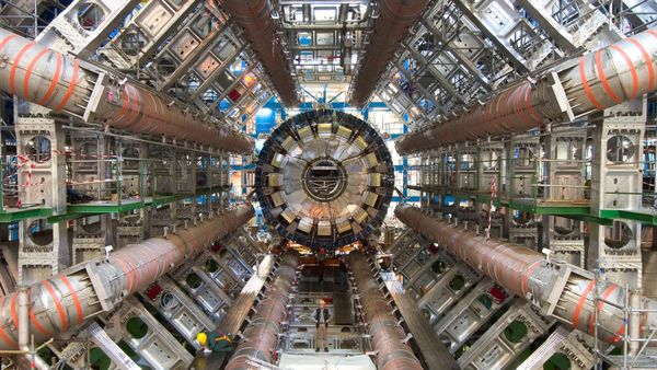 CERN sees top quarks