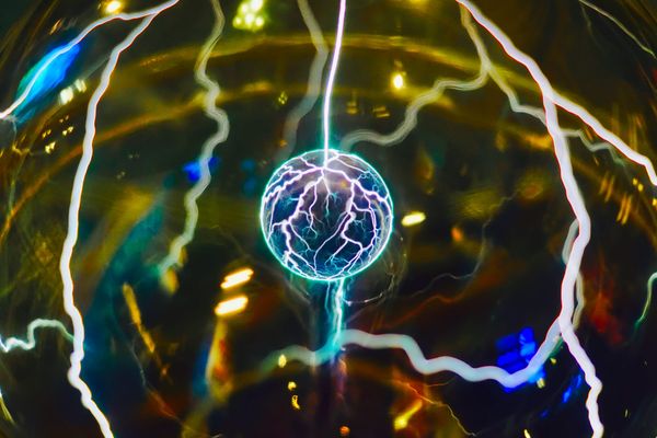 Mind Race: Neurotechnology amid Competing Nations