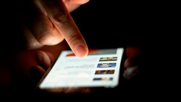 Scrolling to our doom?