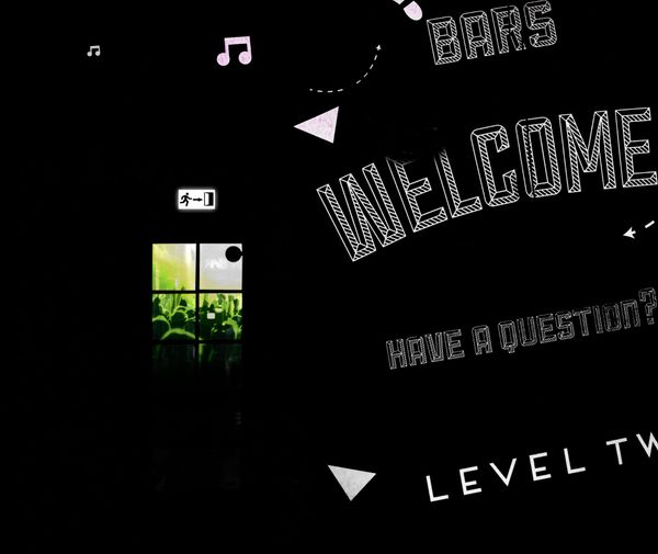 Metric crowds prompt fear of serious harm