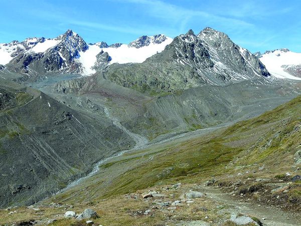 How does climate change impact our mental health?