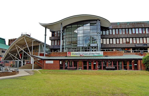 University of Hull offers to suppress criticism of fossil fuel industry