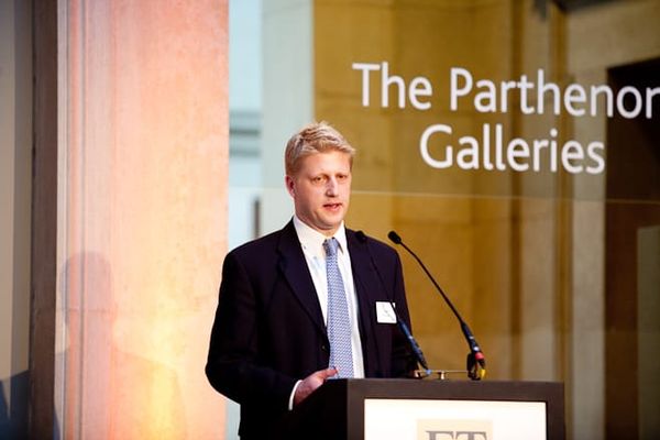 Universities minister threatens to fine universities that no-platform speakers