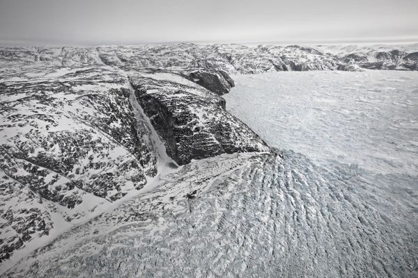 Store Glacier: storing water?