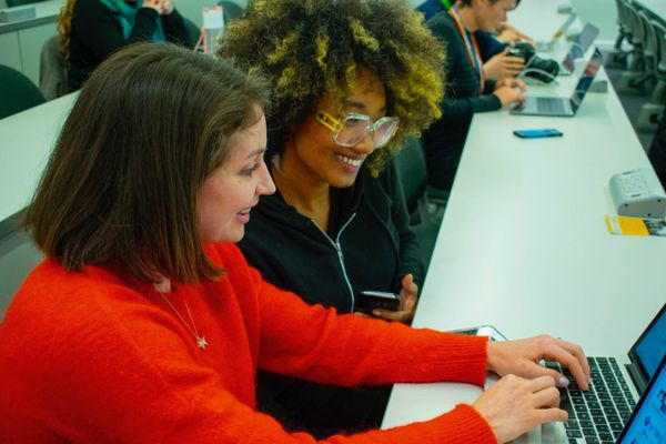 500 Women Scientists