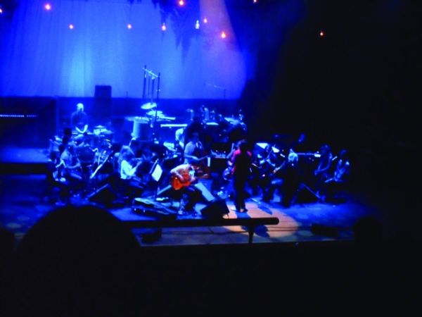 Acoustic guitar and avant-garde orchestral music unite