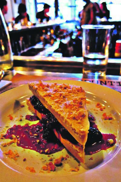 Brad Pitt isn't the only reason I love 'Meet Joe Black'