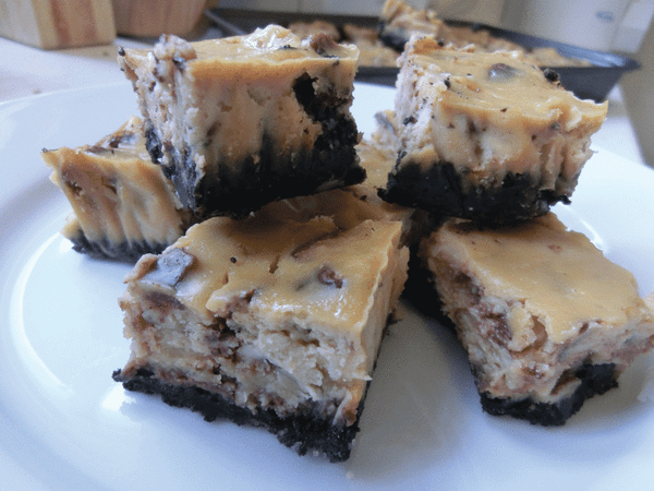 Twix Cheesecake Bites