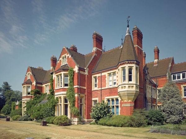 Imperial outside the M25