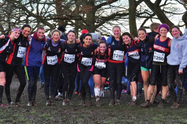 Women's Water Polo can also handle balls pretty well