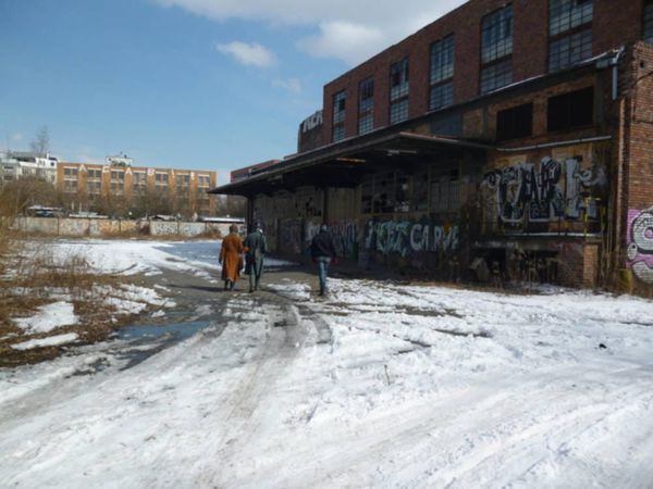Berlin walls have years