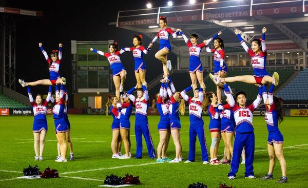 College comfortably win Varsity 2015