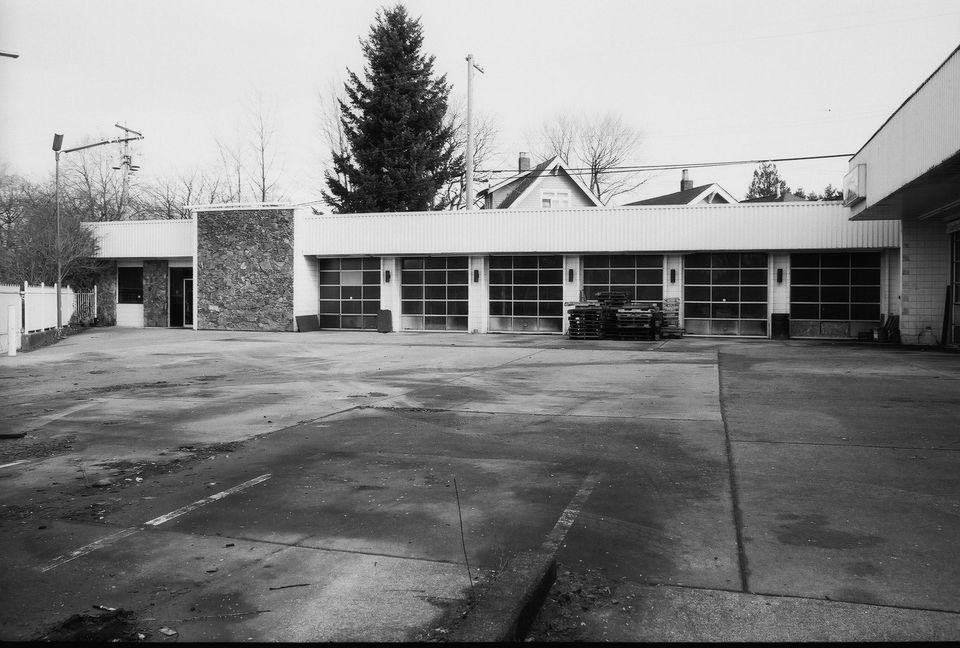 Empty auto repair garage, Kingsway; Kensington-Cedar Cottage, Vancouver