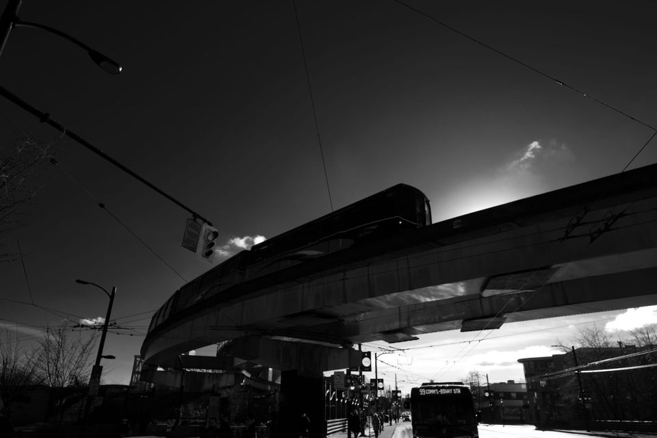 Skytrain Heading West