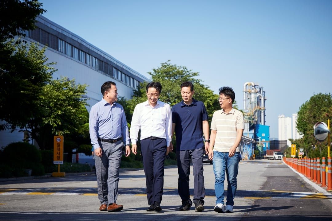 25년, 함께 걸어온 우리