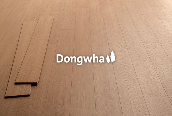 [머니투데이] 합판 위에 국산 소나무 겹쳤다…발암물질 걱정 '제로' 강마루