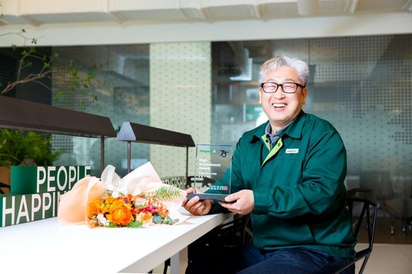 75주년 창립기념 '고성과 포상자'를 소개합니다!