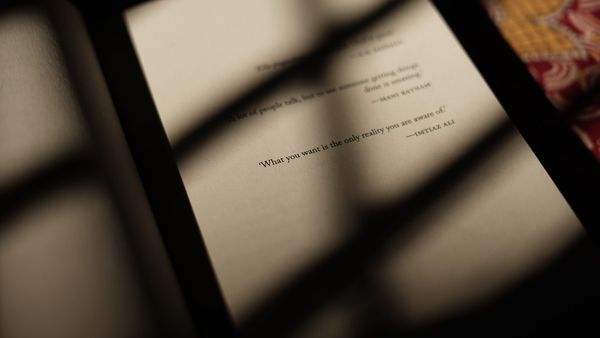 Les mots font peur – Le Flow #102