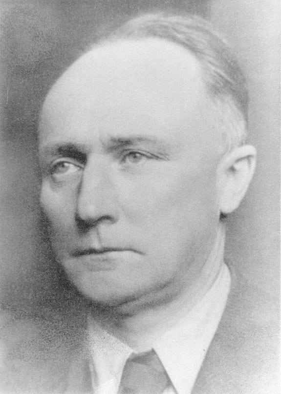 German economist Dr. Wilhelm Lautenbach. Had Germany been permitted to follow Lautenbach’s economic recovery plan, which was similar to Roosevelt’s, Hitler would never have come to power. Knowledge of this history affords us insight into the post-Sept. 11, 2001 developments in the United States.