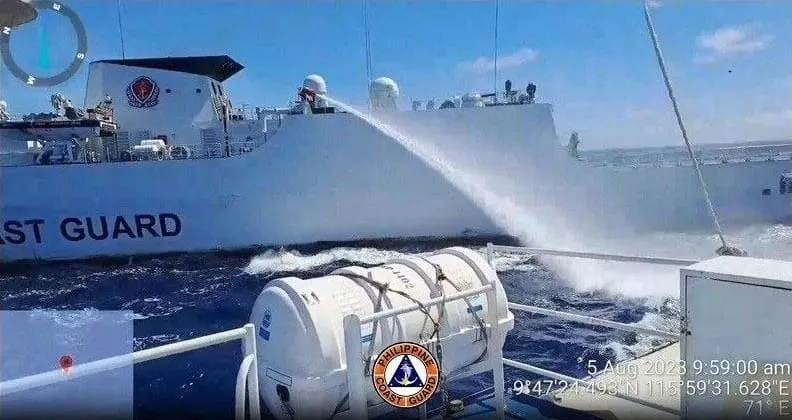 Nuclear War Over a Grounded Philippine Ship on the Disputed Second Thomas Shoal?