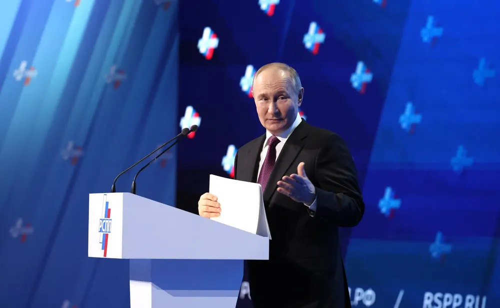 Putin To Visit China in May