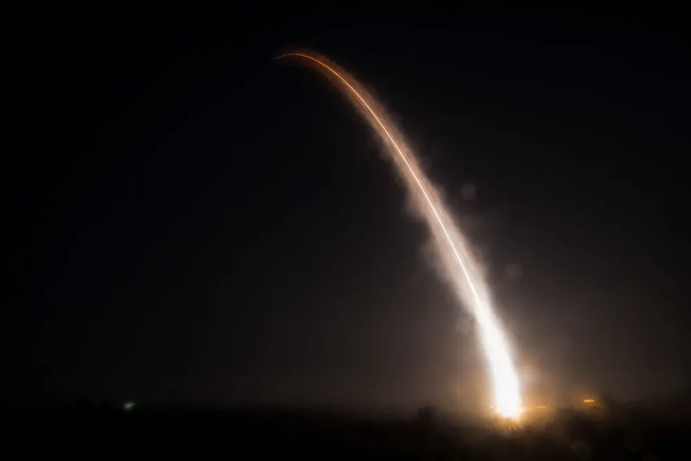 Congress Promoting a New Nuclear Arms Race