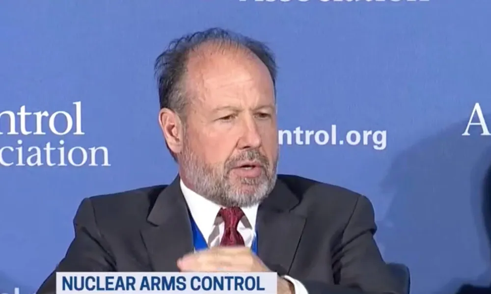 U.S. Expert Says Ukraine Can’t Go Nuclear