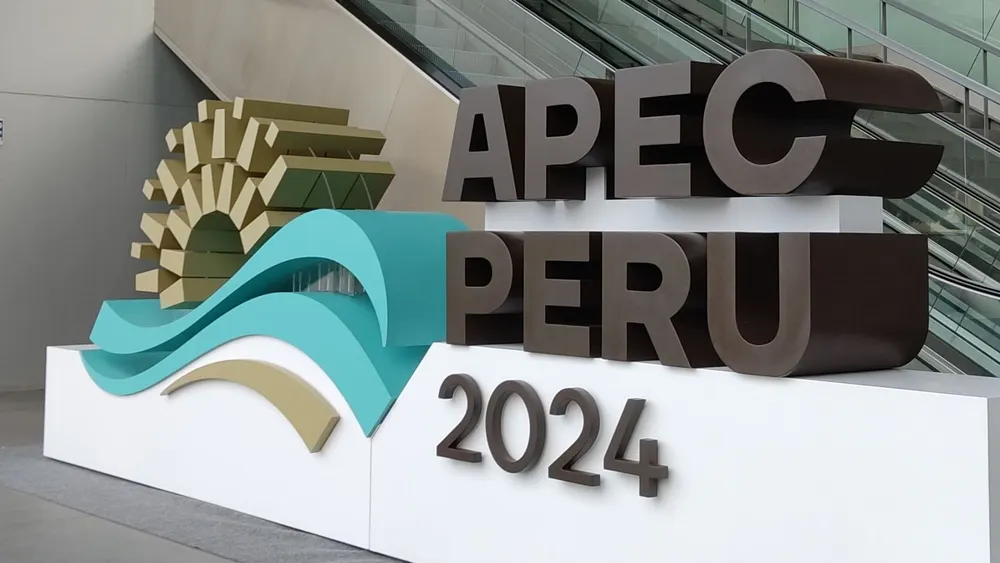 Biden and 600 American Troops to Descend on APEC Summit in Lima — To Stop China