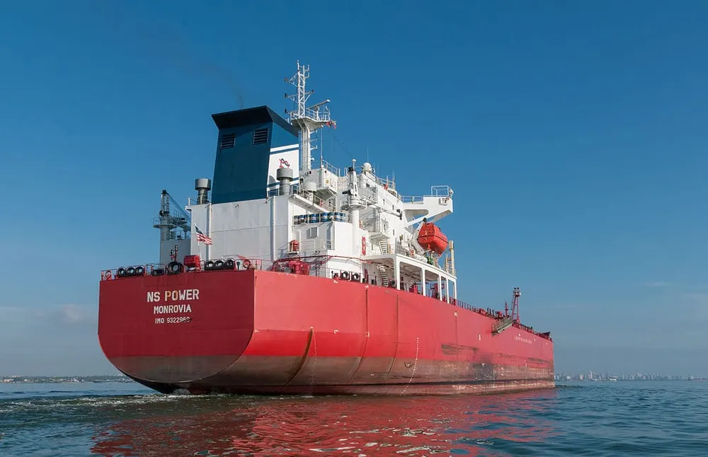 Trump Announces Blockade on Venezuelan Oil Tankers