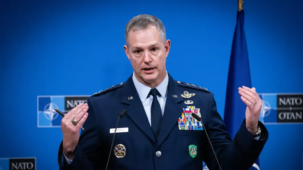 Top US NATO Commander Contradicts European Claims of Russian Aggression