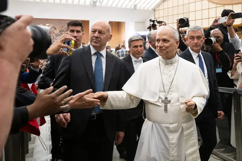 Pope Urges Spanish Youth to 'Be the Sparks of a New Humanity'