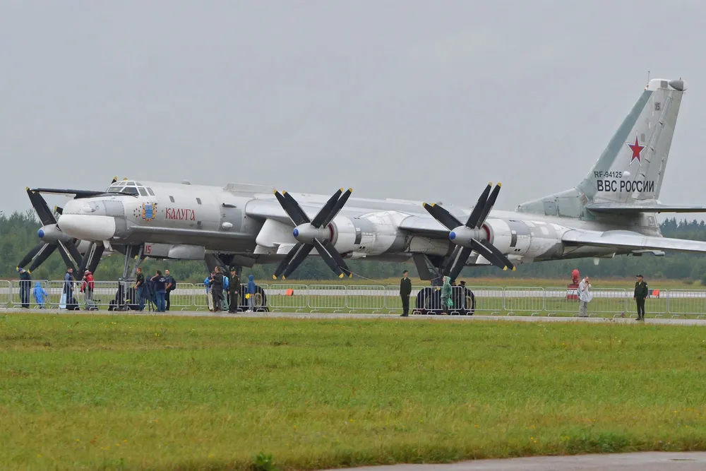 London's Telegraph Cheers on Ukraine's Attacks on Russian Nuclear Bombers as Beneficial for NATO