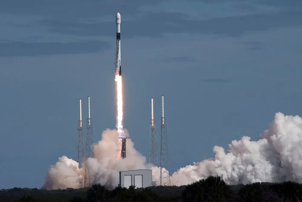 Musk: Ukraine 'Violated Starlink Terms of Service'; Kiev Says Speeds Restored, Disputes His Account