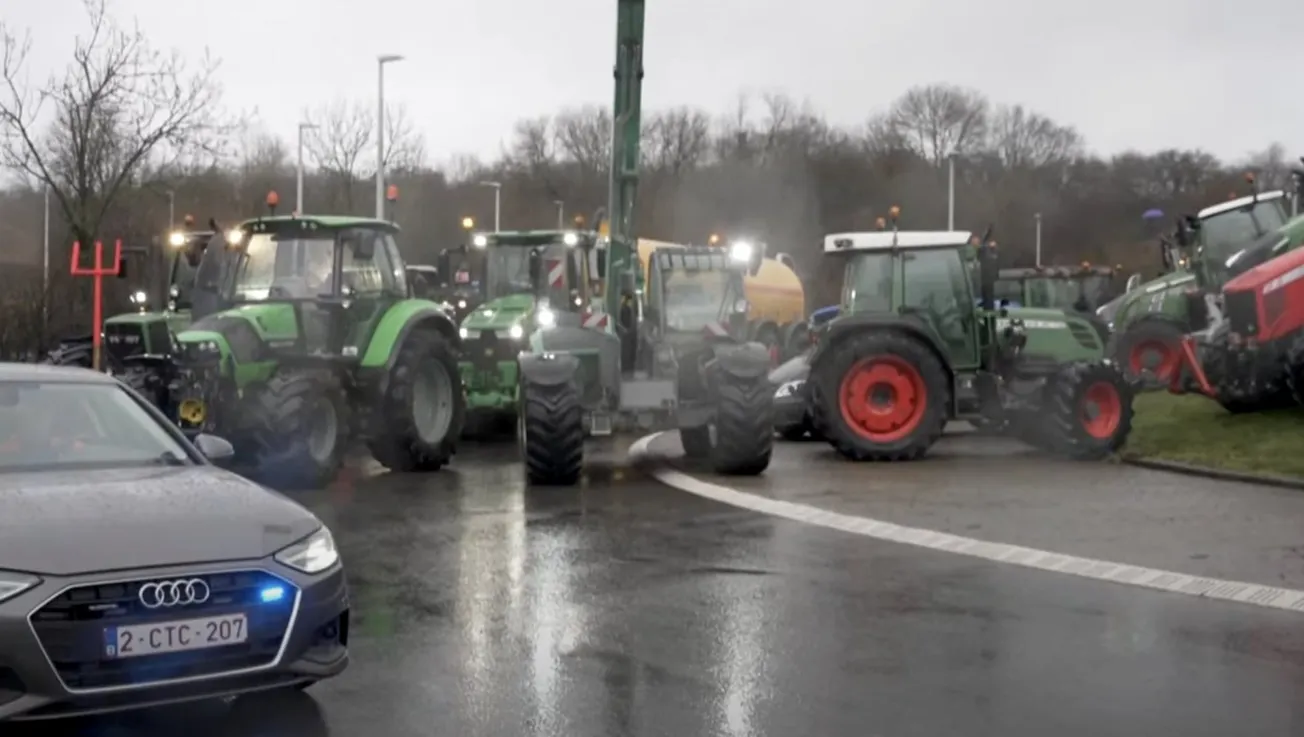 Tractors Rolling in Belgium Now, Too...